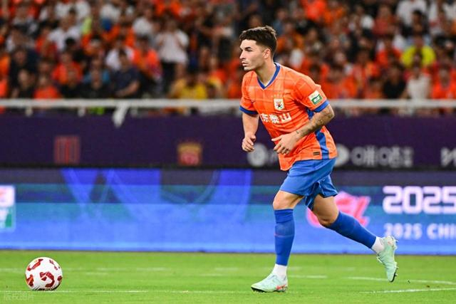 开云入口-山东鲁能自己打脸了？水货外援加盟仅半年就解约，中超球队没人要|中卫|西乙|洛佩斯|路易斯-洛佩斯|山东泰山_新浪体育_新浪新闻